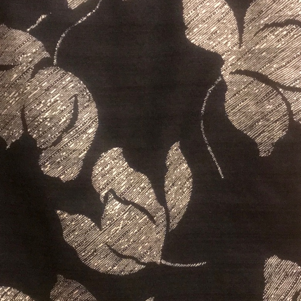 Ann Taylor skirt - Picture 2 of 4